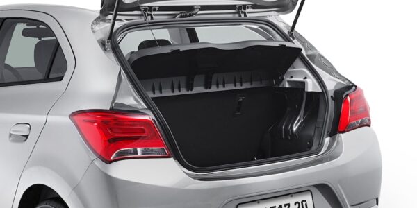 CHEVROLET ONIX JOY 1.4 MT 5P - Imagen 9